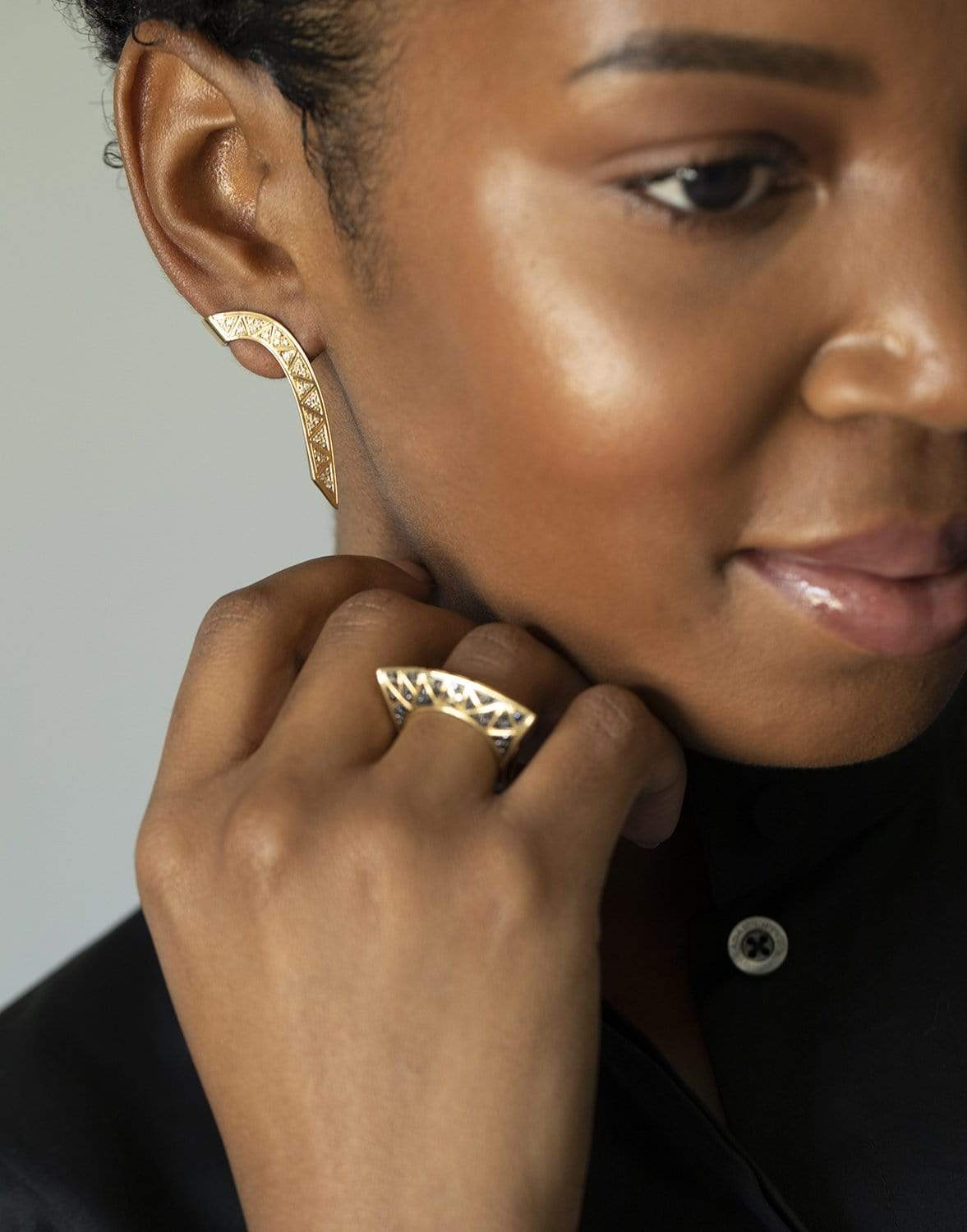 DRIES CRIEL-Lotus Diamond Earcuff-YELLOW GOLD