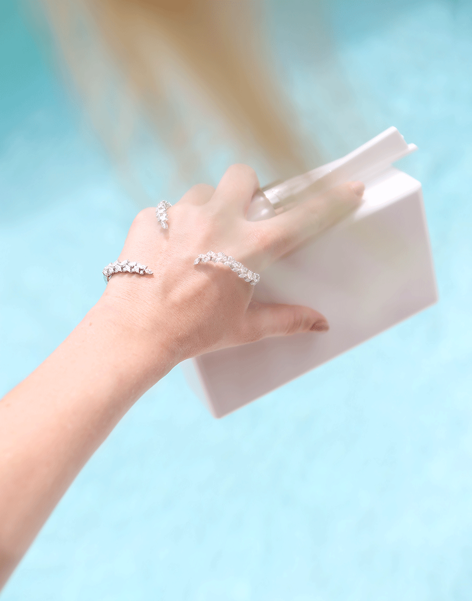 EDIE PARKER-Wolf Acrylic Clutch-WHITE