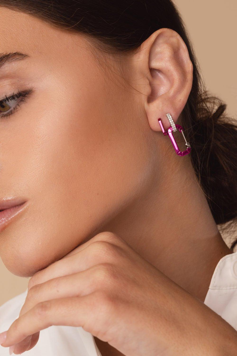 EÉRA-Mini Fuchsia EÉRA Square Huggie-WHITE GOLD