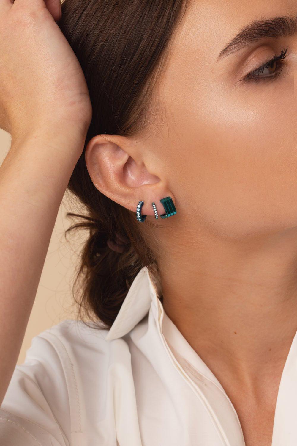 EÉRA-Mini Light Blue EÉRA Huggie-WHITE GOLD