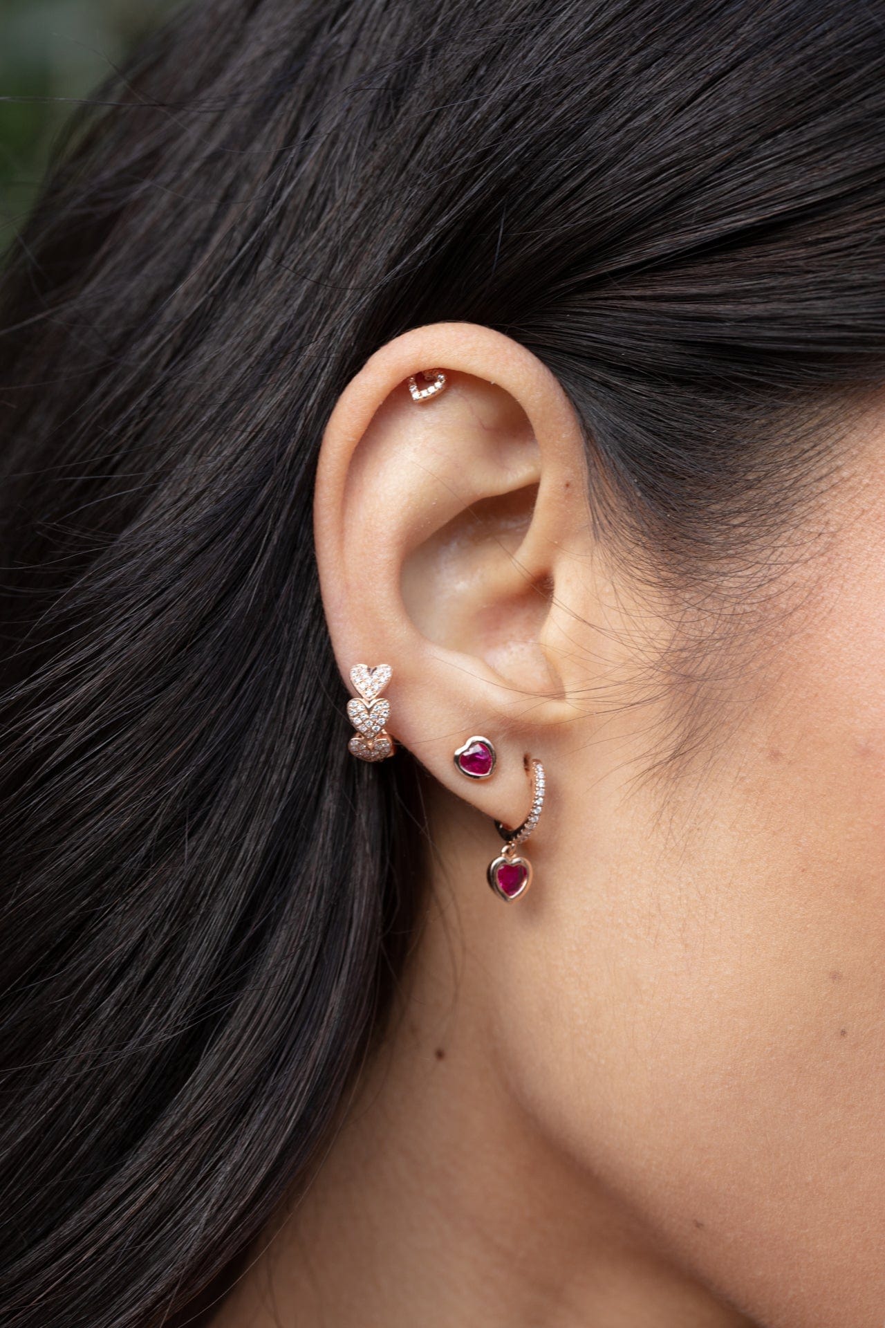 EF COLLECTION-Diamond Multi Heart Huggies-ROSE GOLD