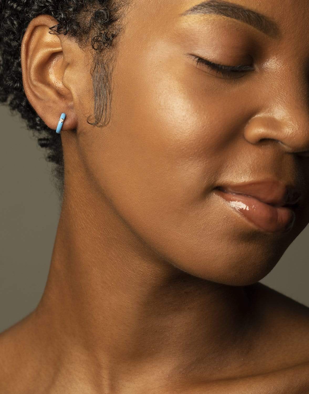 EF COLLECTION-Diamond Blue Enamel Huggie Earrings-YELLOW GOLD