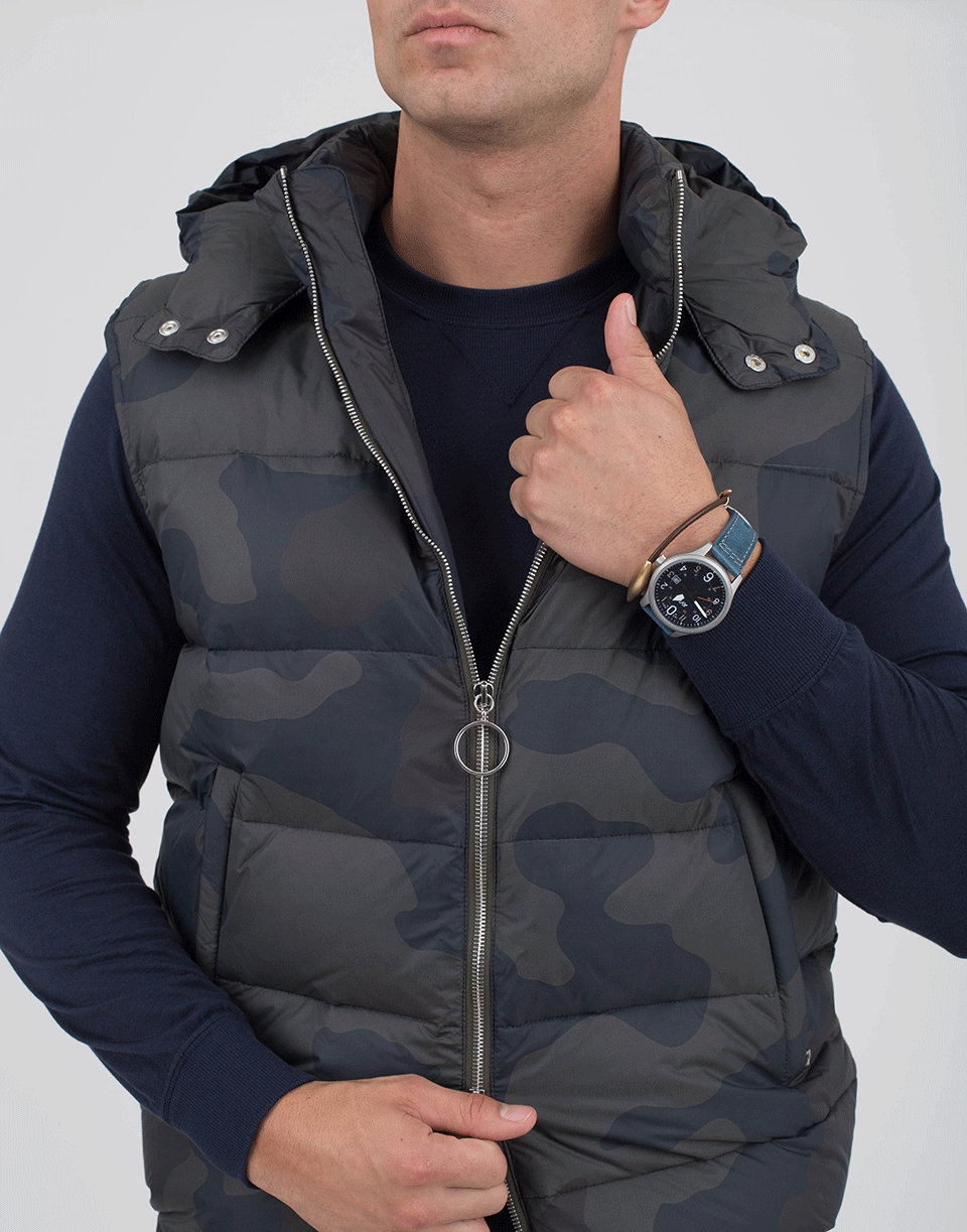 ELEVENTY-Camo Hooded Puffer Vest-
