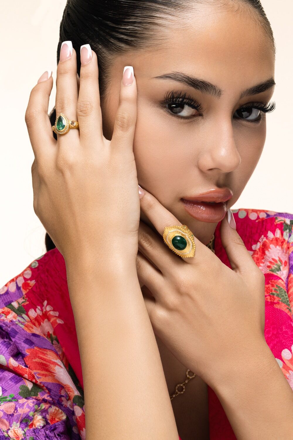 Emerald Motif Trinetra Ring-YELLOW GOLD-7-JEWELRYFINE JEWELRING-COOMI