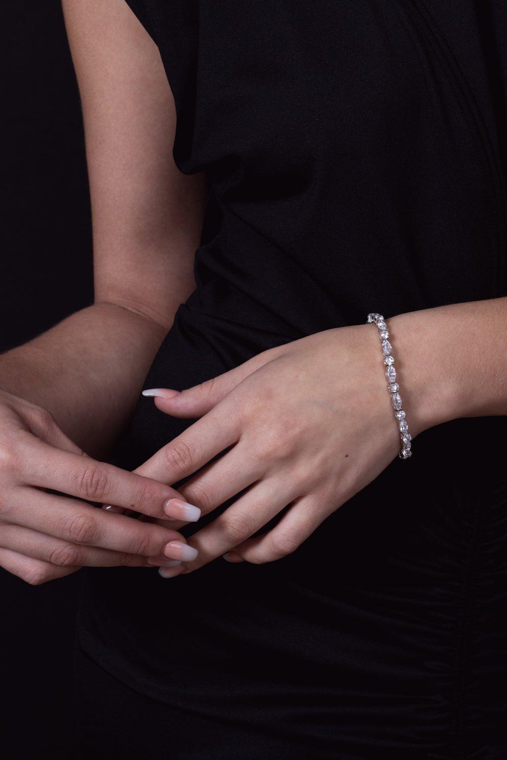 FANTASIA by DESERIO-Marquise Round Bracelet-WHITE