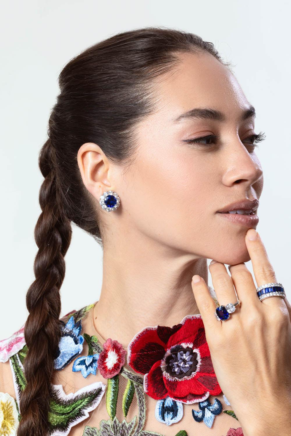 Round Blue Surrounding Stud Earrings-BLUE-JEWELRYBOUTIQUEEARRING-FANTASIA by DESERIO