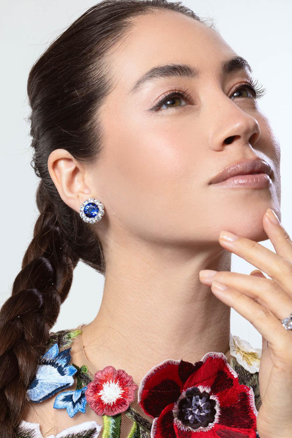 Round Blue Surrounding Stud Earrings-BLUE-JEWELRYBOUTIQUEEARRING-FANTASIA by DESERIO