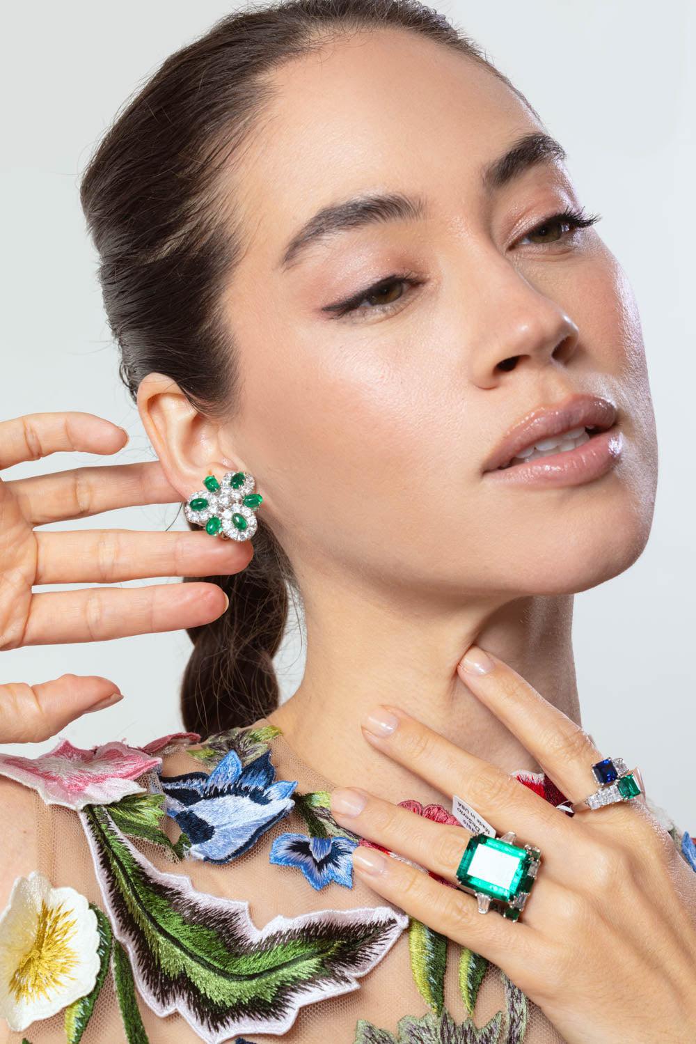 FANTASIA by DESERIO-Emerald Cabochon Cluster Earrings-GREEN