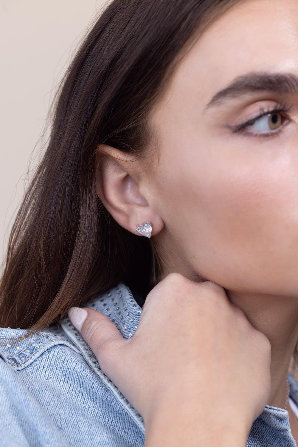 FANTASIA by DESERIO-Heart Stud Earrings-WHITE GOLD