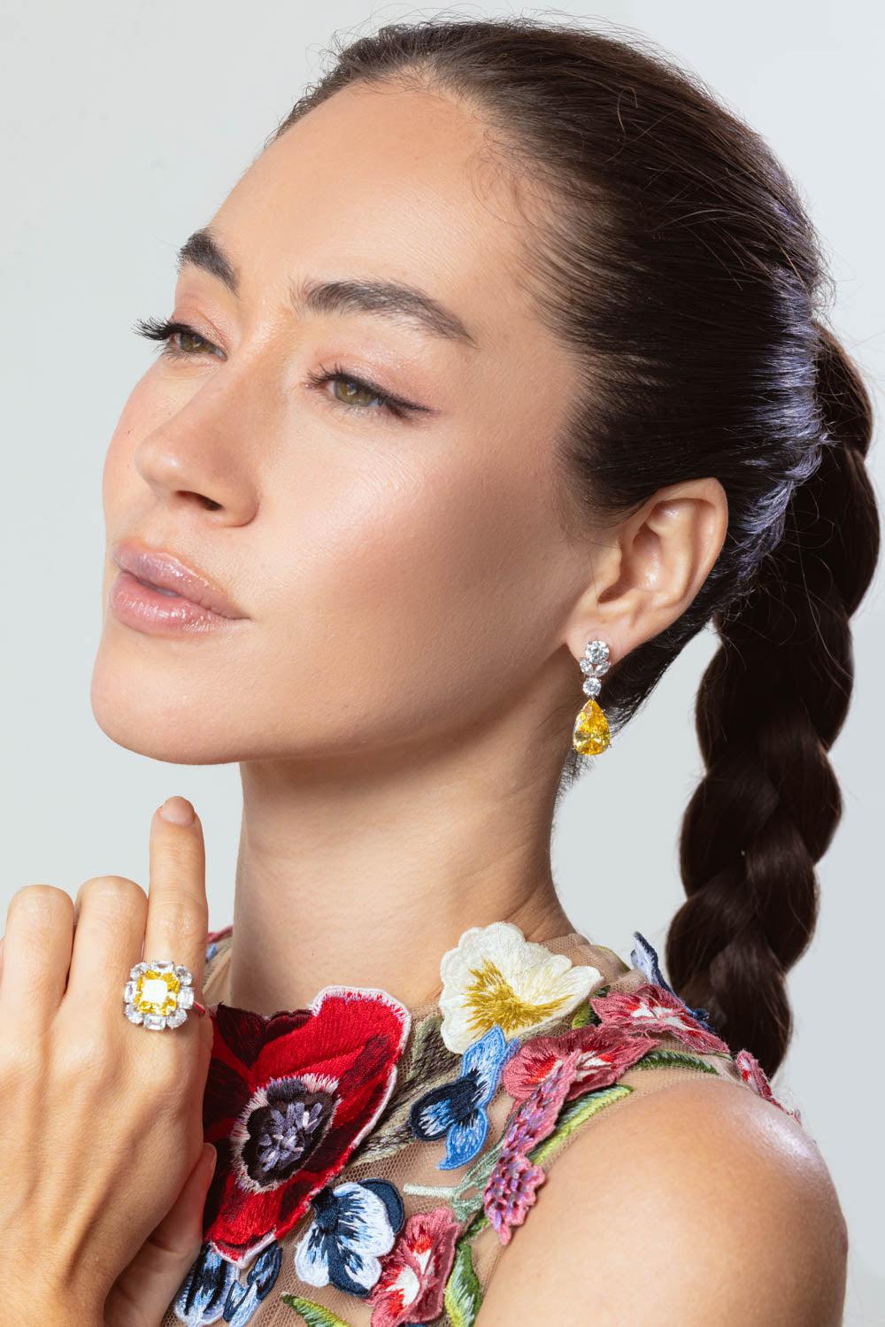 FANTASIA by DESERIO-Canary Teardrop Cluster Earrings-YELLOW