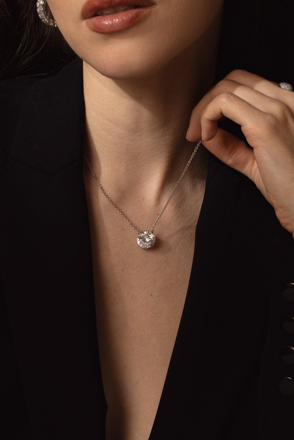 FANTASIA by DESERIO-Solitaire Pendant Necklace-WHITE