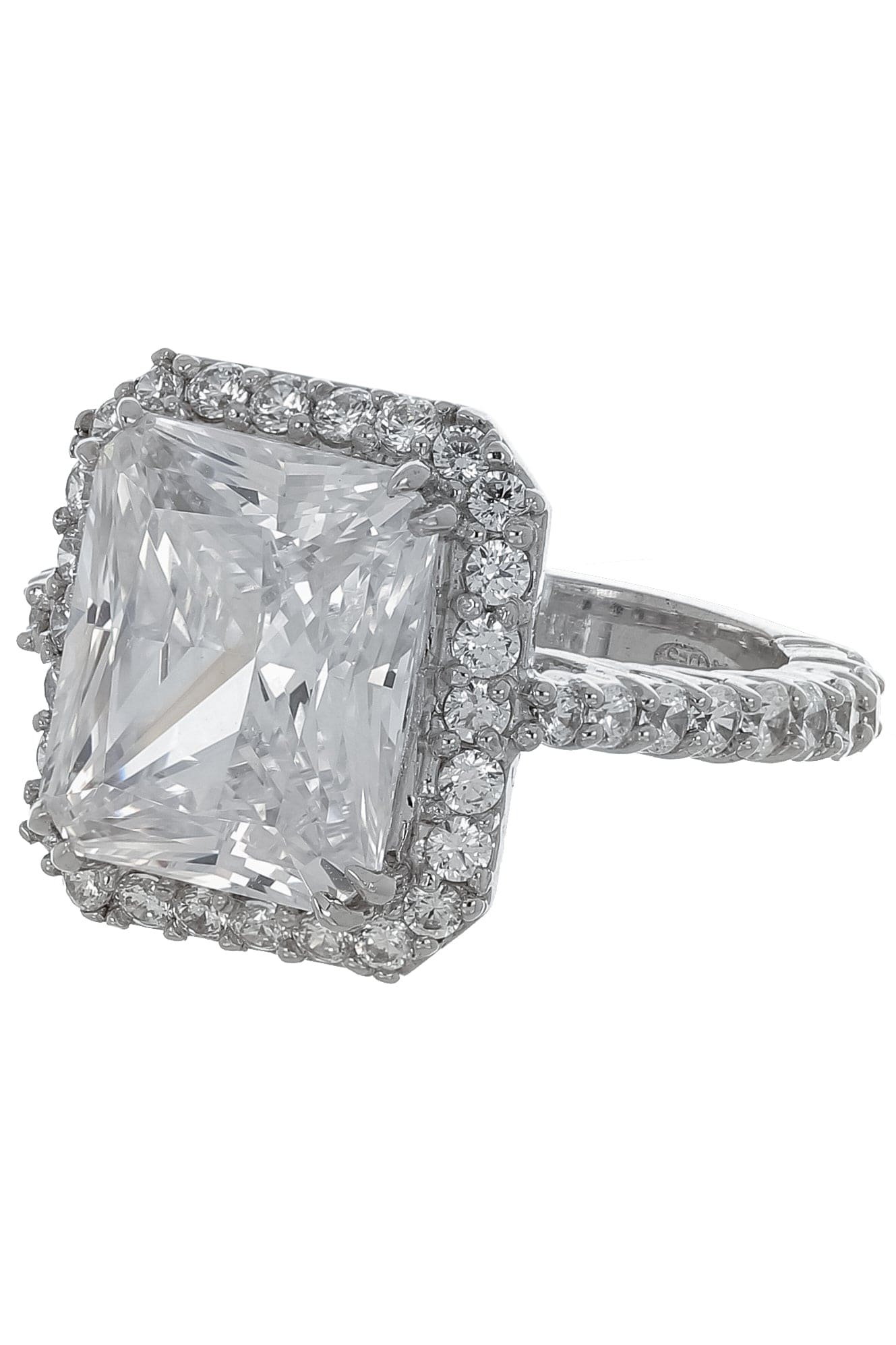 FANTASIA by DESERIO-Radiant Cut Pave Ring-