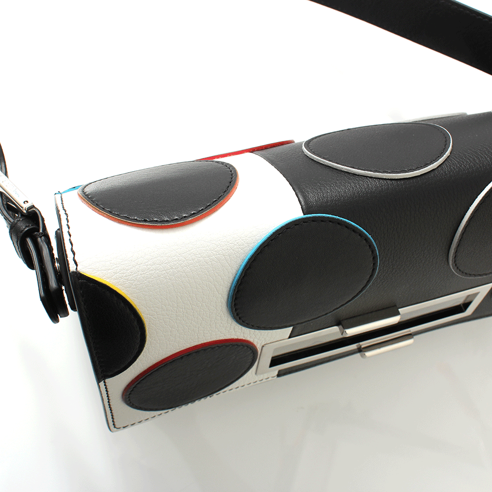 FENDI-3Baguette Shoulder Bag-WHT/BLK