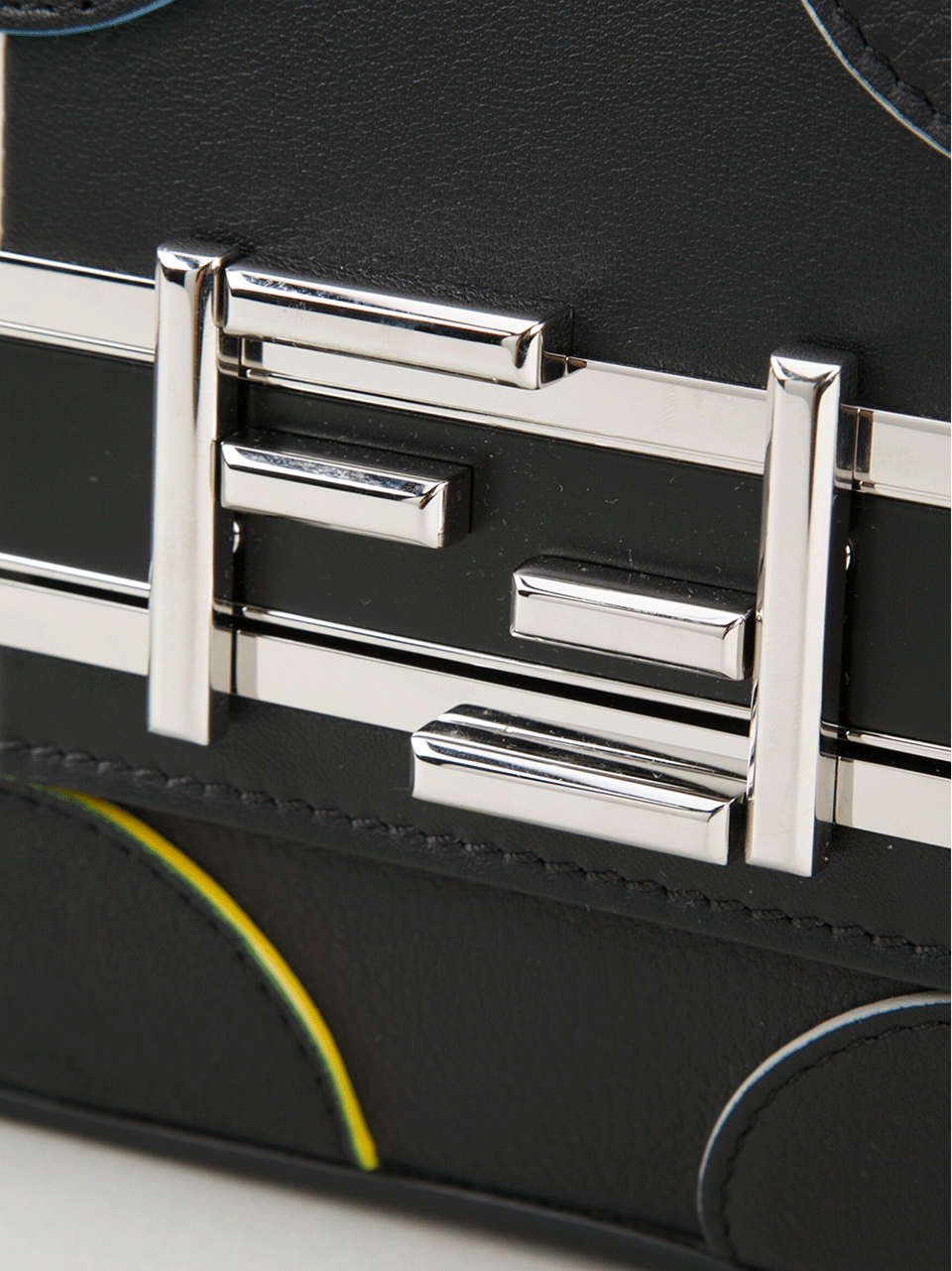 FENDI-3Baguette Shoulder Bag-WHT/BLK