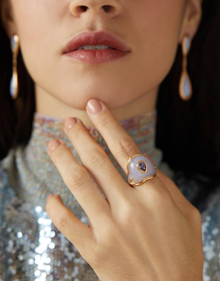 FERNANDO JORGE-Fluid Droplet on Chalcedony and Iolite Ring-ROSE GOLD