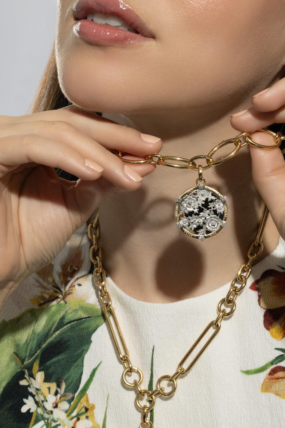 Floral Screen Resilience Necklace-YELLOW GOLD-JEWELRYFINE JEWELPENDANT-FOUNDRAE