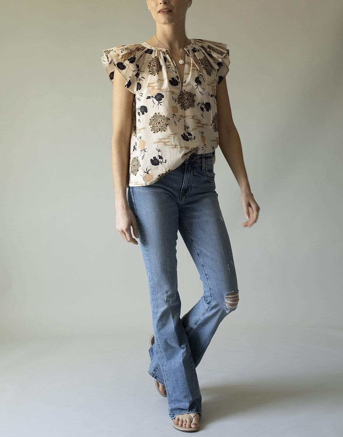 FRAME DENIM-Le High Flare Crystal Shores Rips Jean-