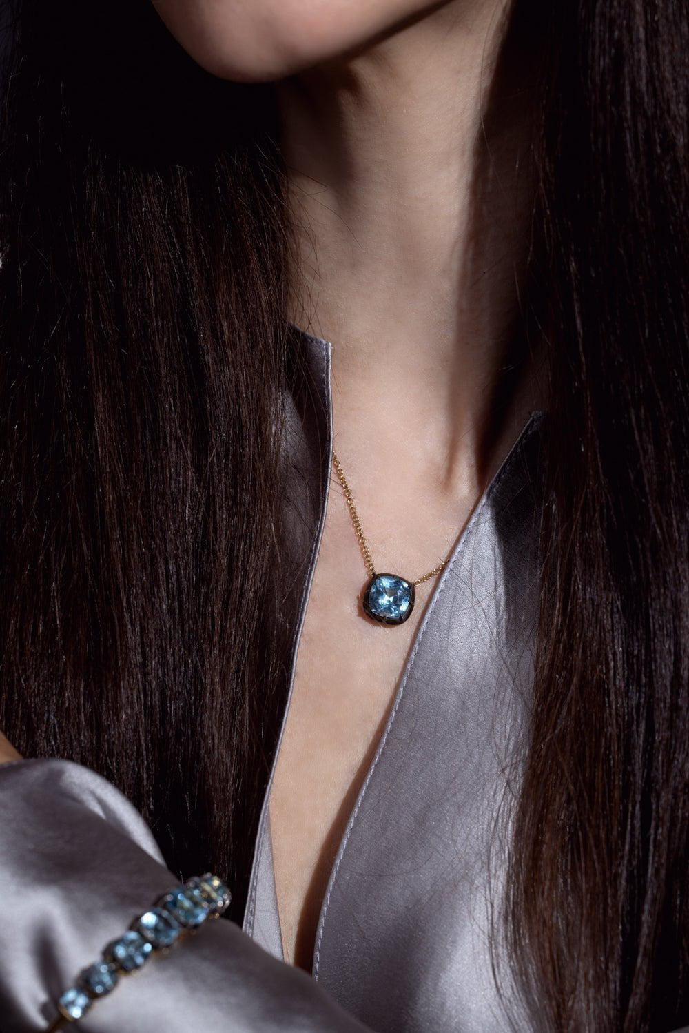 FRED LEIGHTON-Collet Solitaire Pendant Necklace-YELLOW GOLD