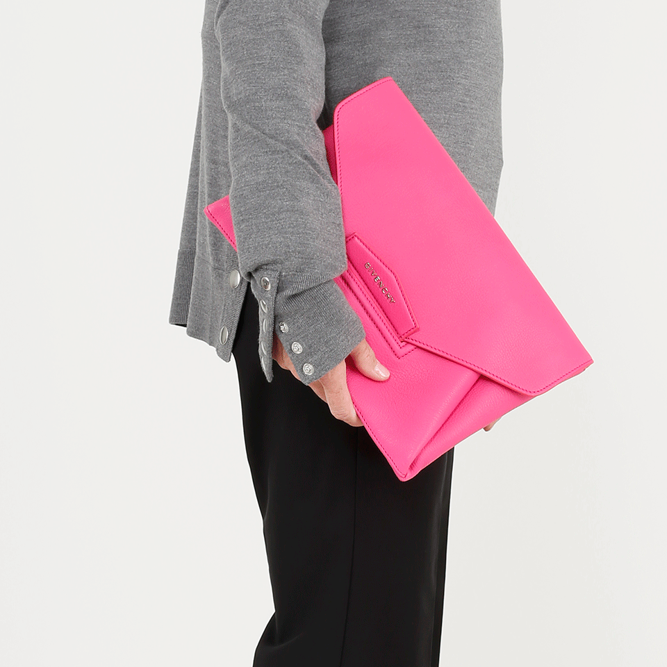 GIVENCHY-Antigona Envelope Clutch-BRGHPNK