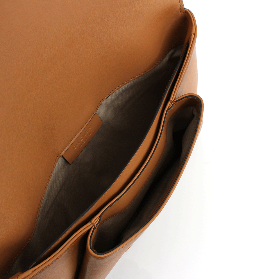 GIVENCHY-Antigona Medium Clutch-CAMEL