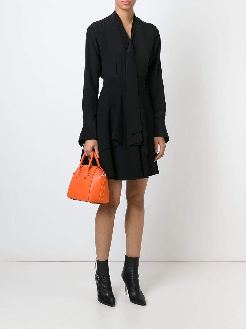 GIVENCHY-Antigona Mini-ORANGE