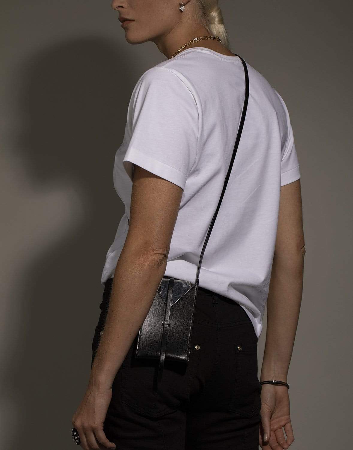 GIVENCHY-Box Leather Cut Out iPhone Pouch-BLACK