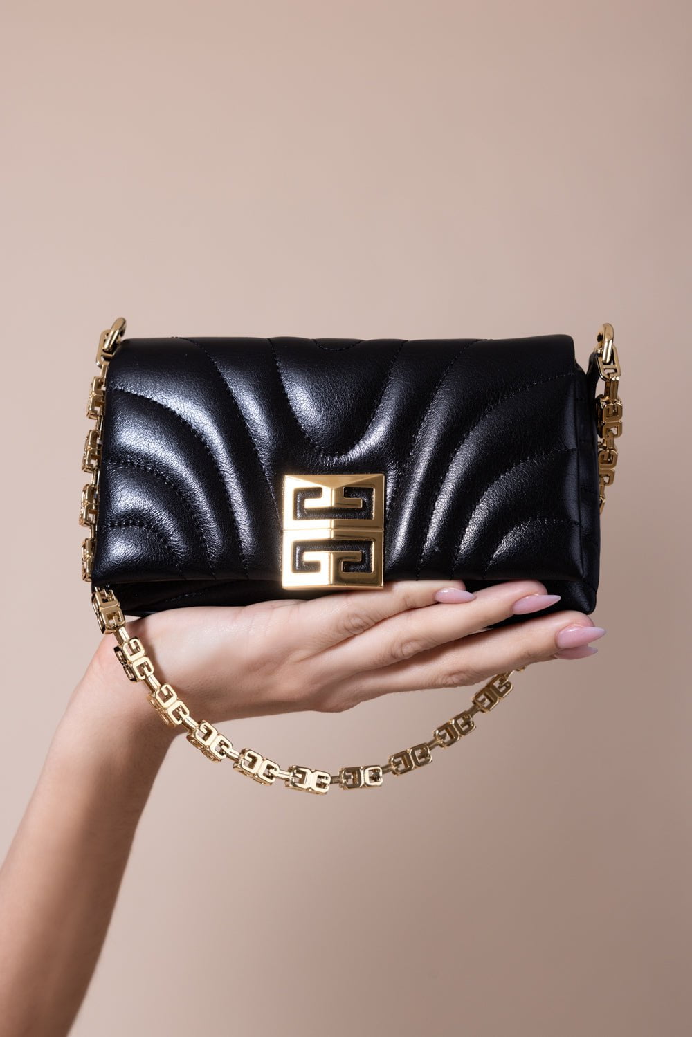 GIVENCHY-Micro 4G Soft Bag - Black-BLACK