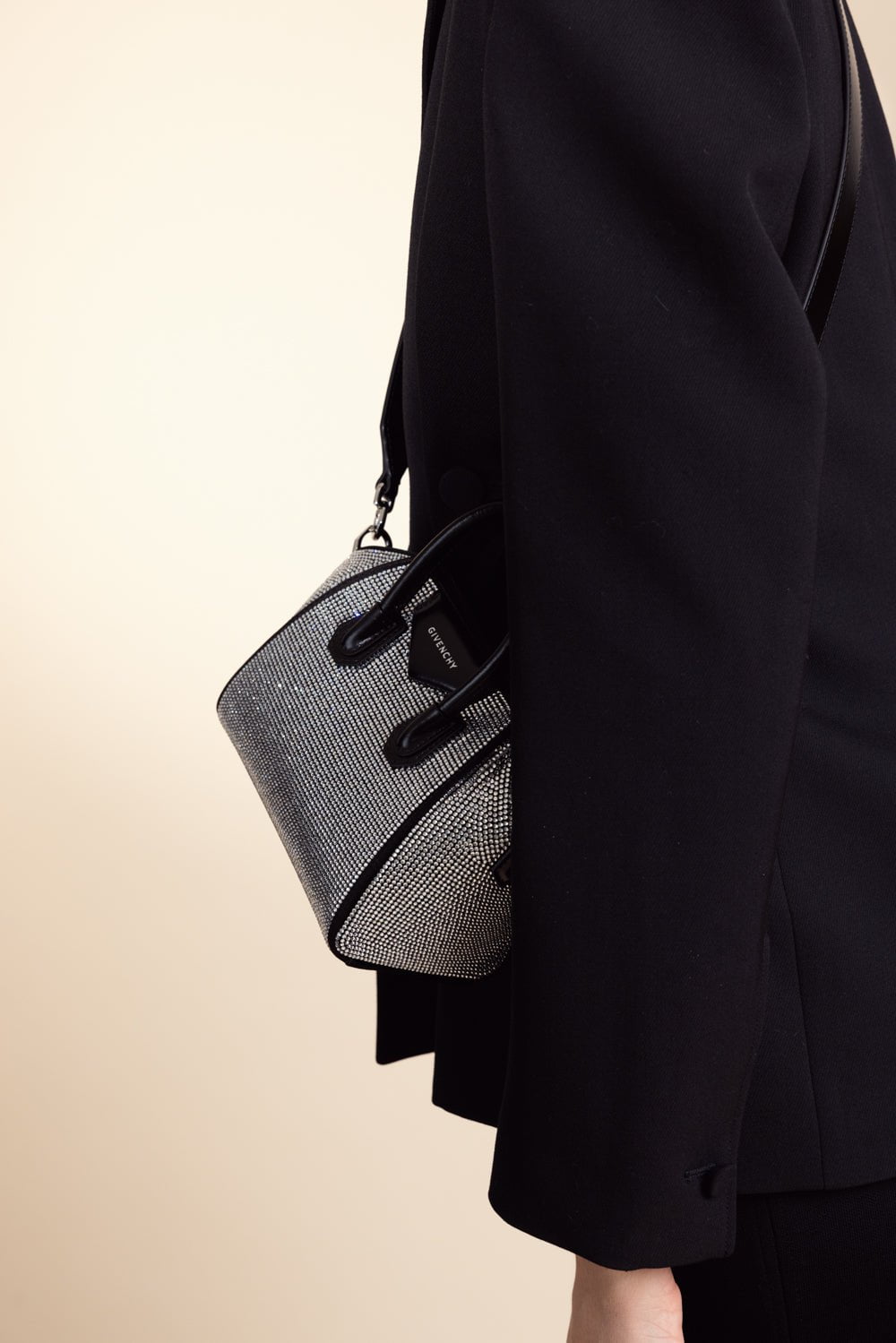 GIVENCHY-Micro Antigona Bag-BLACK