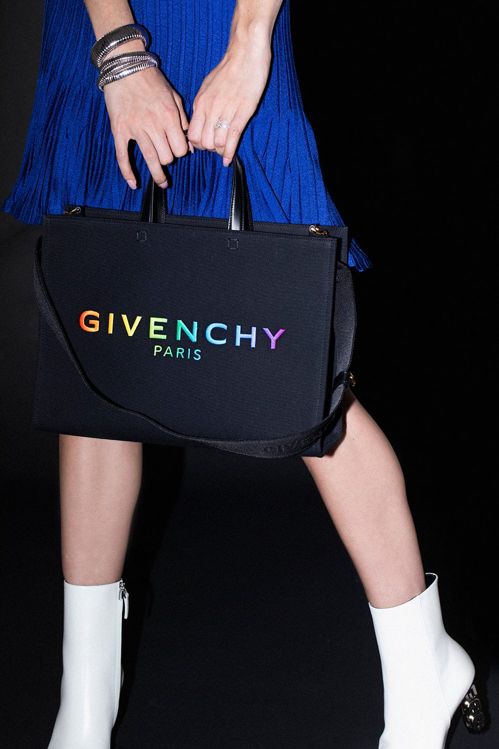 GIVENCHY-Medium G Tote Bag - Black-BLACK