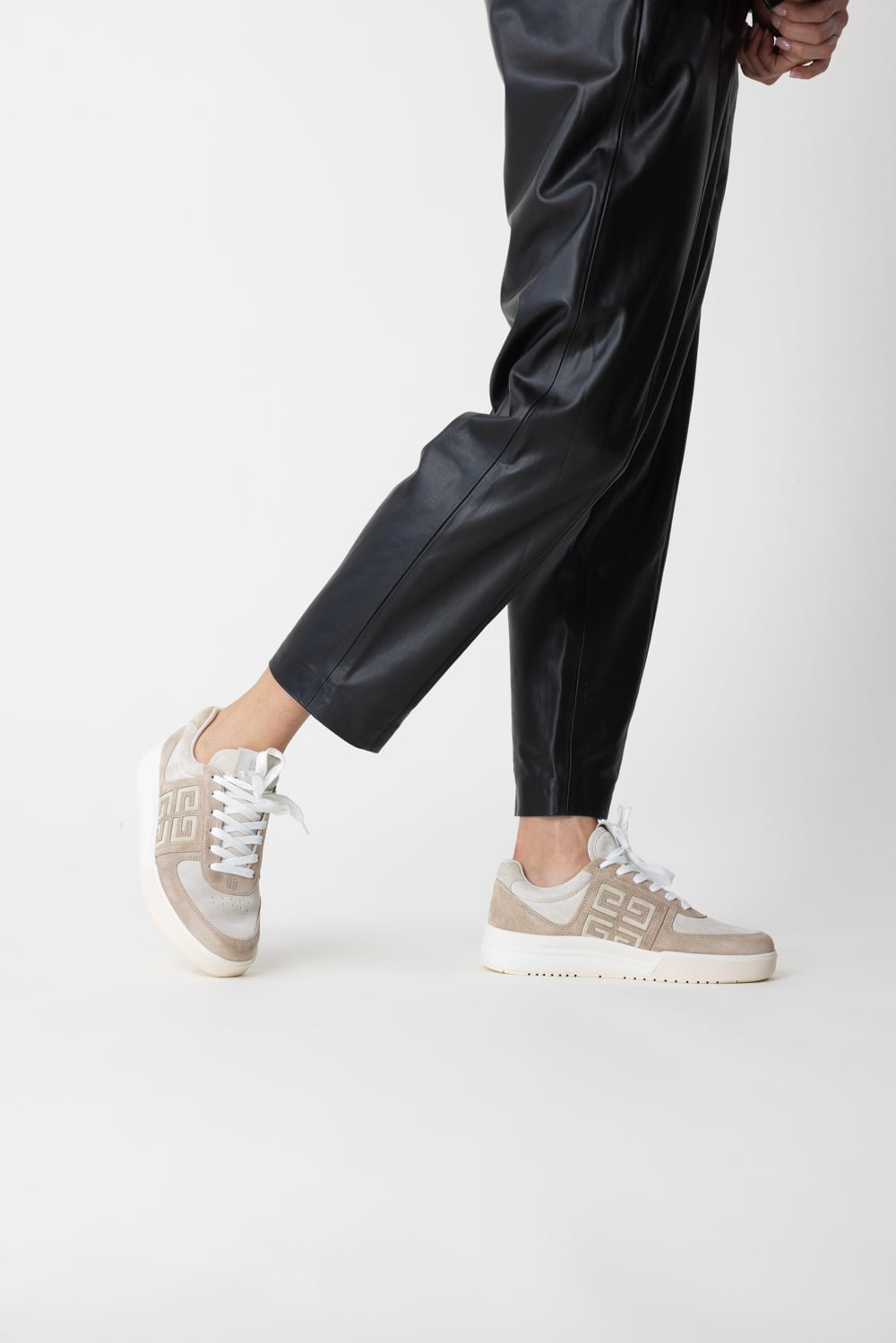 GIVENCHY-G-4 Low Top Sneaker-