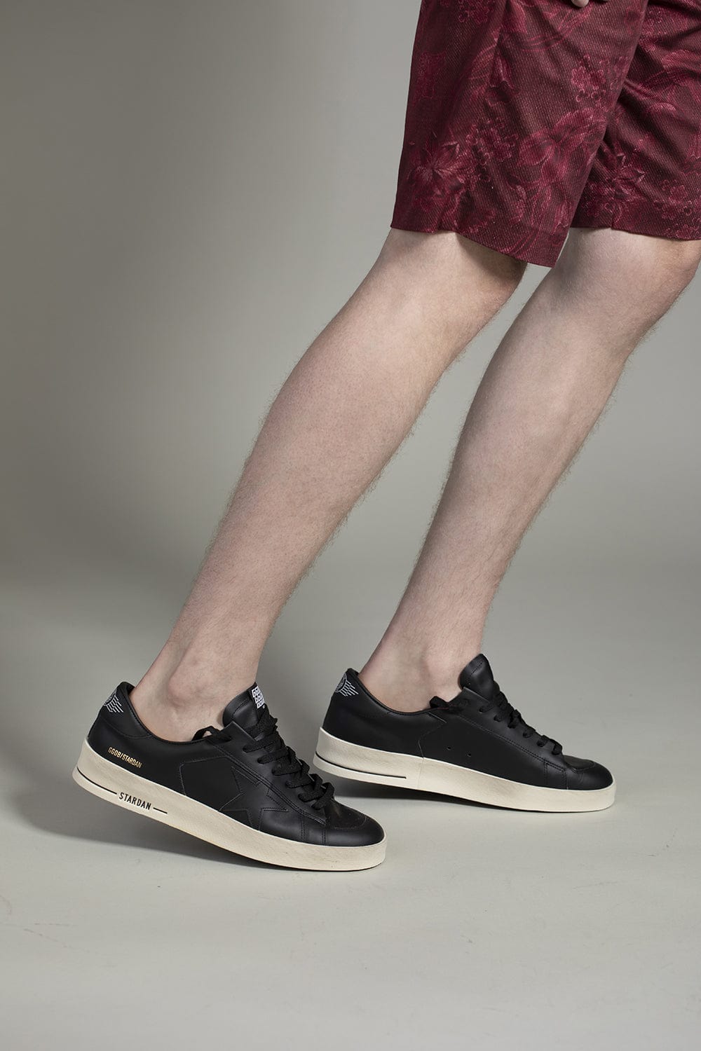 GOLDEN GOOSE-Men's Stardan Black Leather Sneaker-