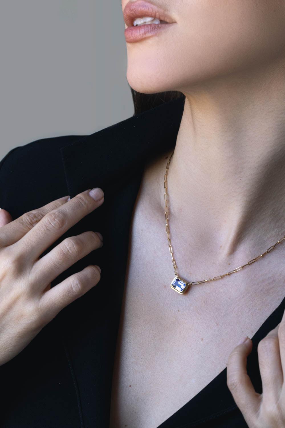 GOSHWARA-Manhattan Tanzanite East West Pendant Necklace-YELLOW GOLD