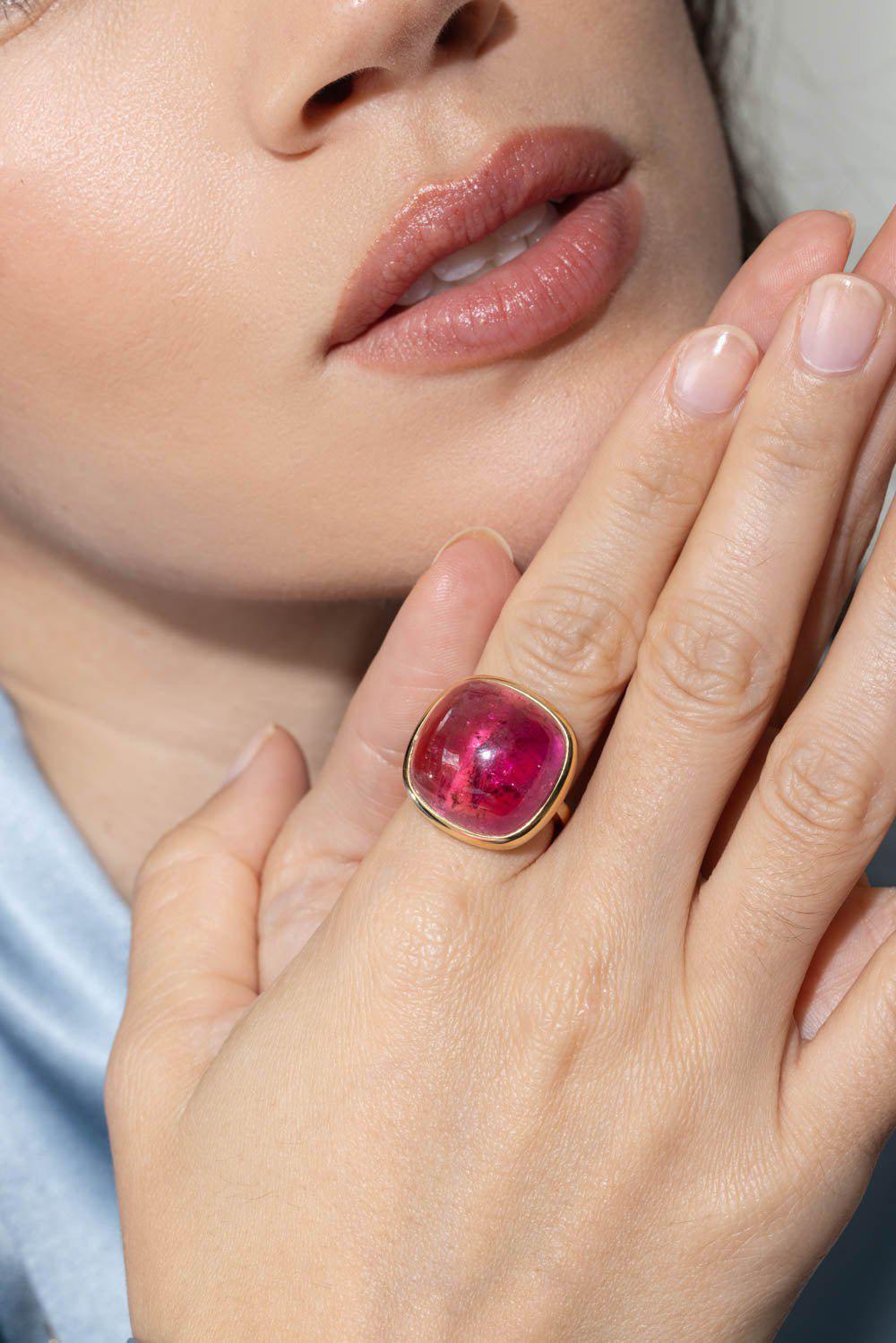 GOSHWARA-G-One Rubelite Sugar loaf Ring-YELLOW GOLD