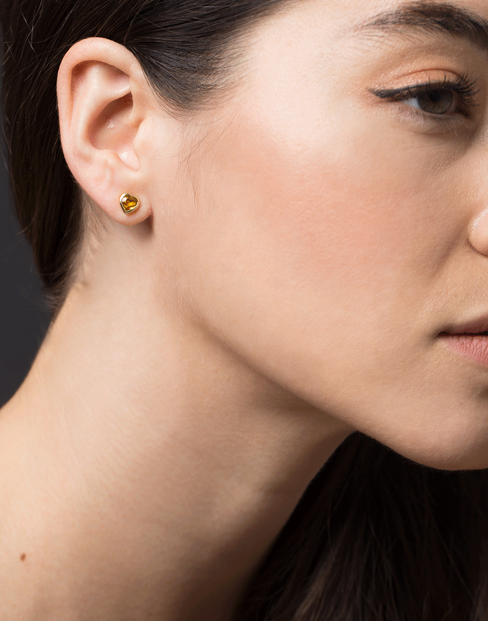 GUITA M-Yellow Sapphire Heart Studs-YELLOW GOLD