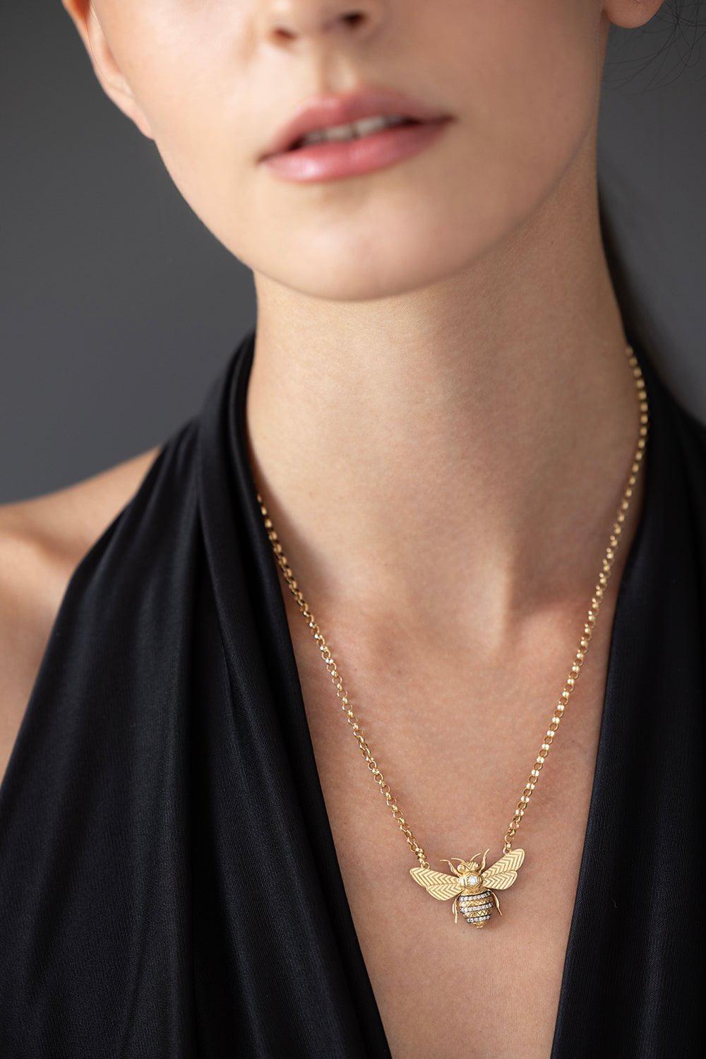 HARWELL GODFREY-Mini Bee Pendant Necklace-YELLOW GOLD