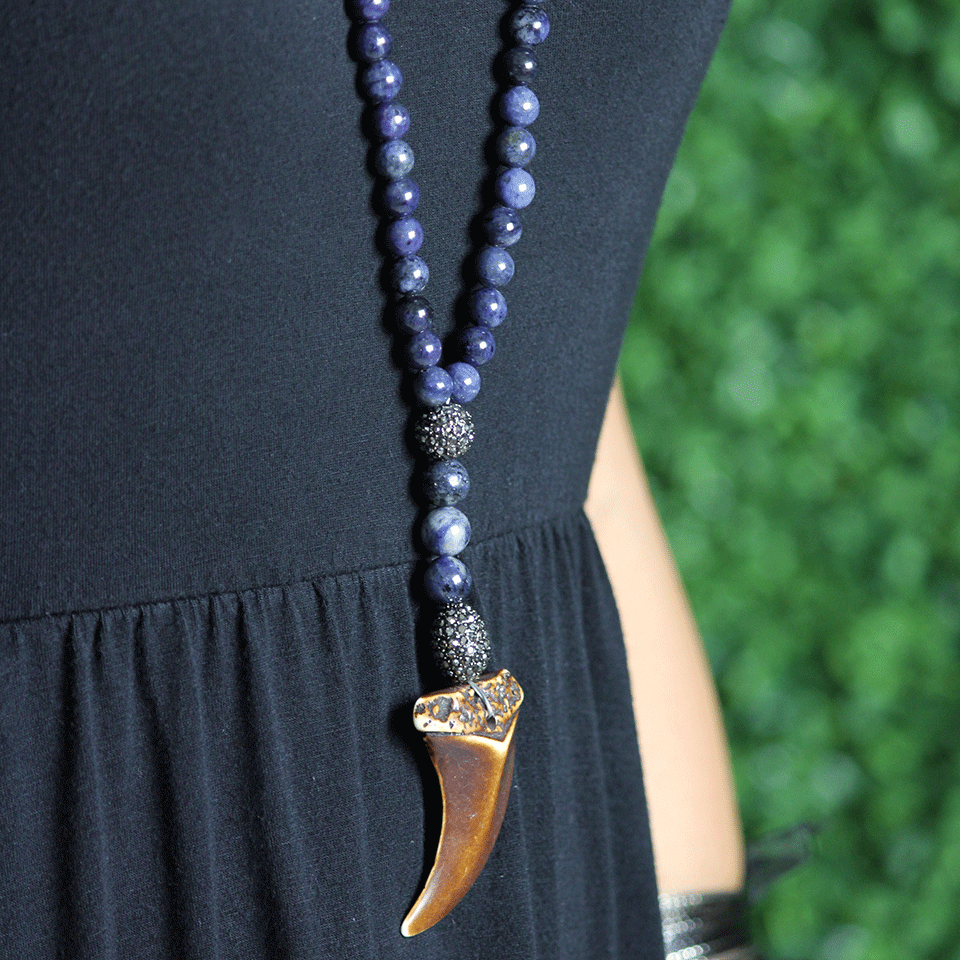 HIPCHIK-Beaded Necklace With Horn Pendant-VIOLET