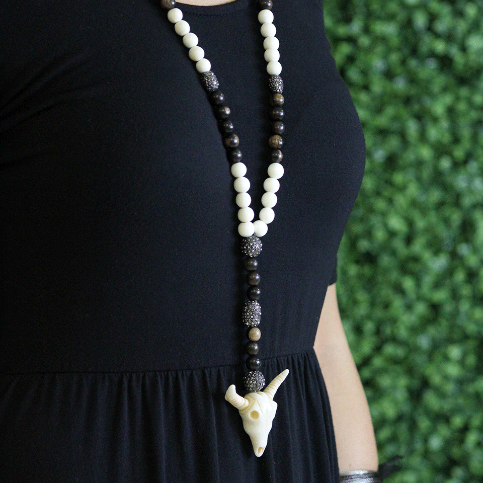 HIPCHIK-Tiger Wood Necklace With Steer Head-WHT/BLK