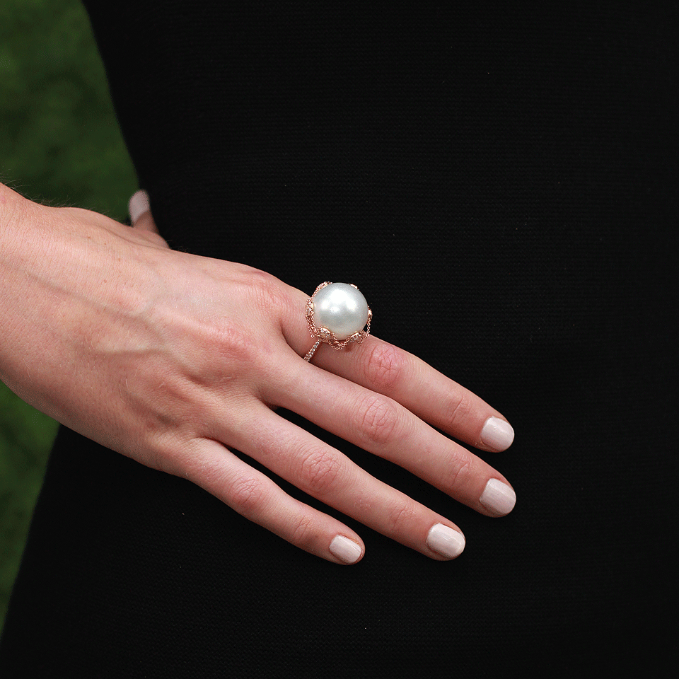 INBAR-Pearl Ring With Chain Detail-ROSE GOLD