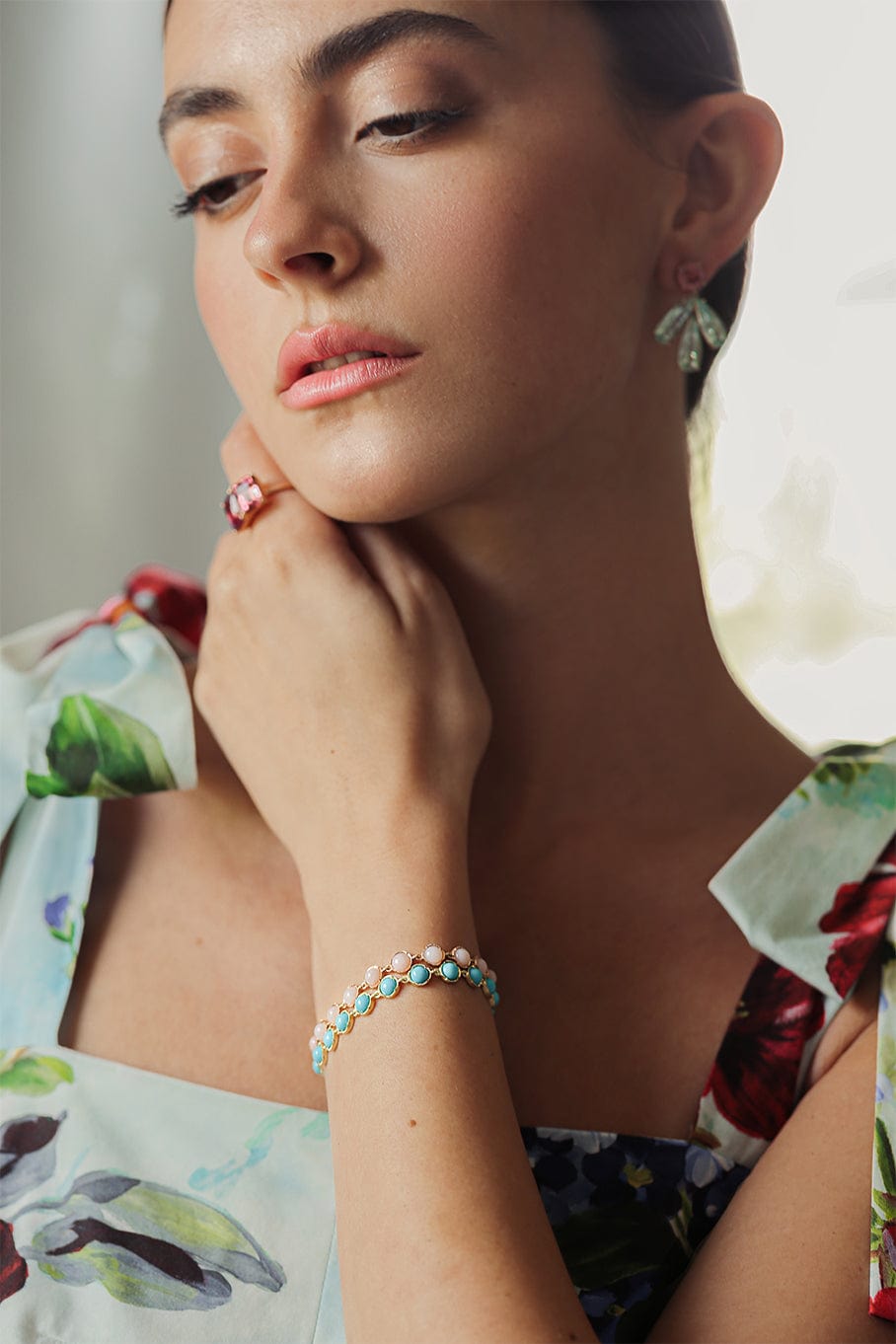 IRENE NEUWIRTH JEWELRY-Small Classic Turquoise Link Bracelet-YELLOW GOLD