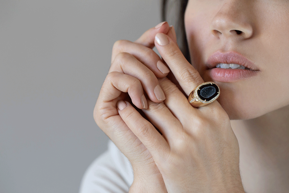 JACQUIE AICHE-Black Geode and Pave Dome Ring-YELLOW GOLD