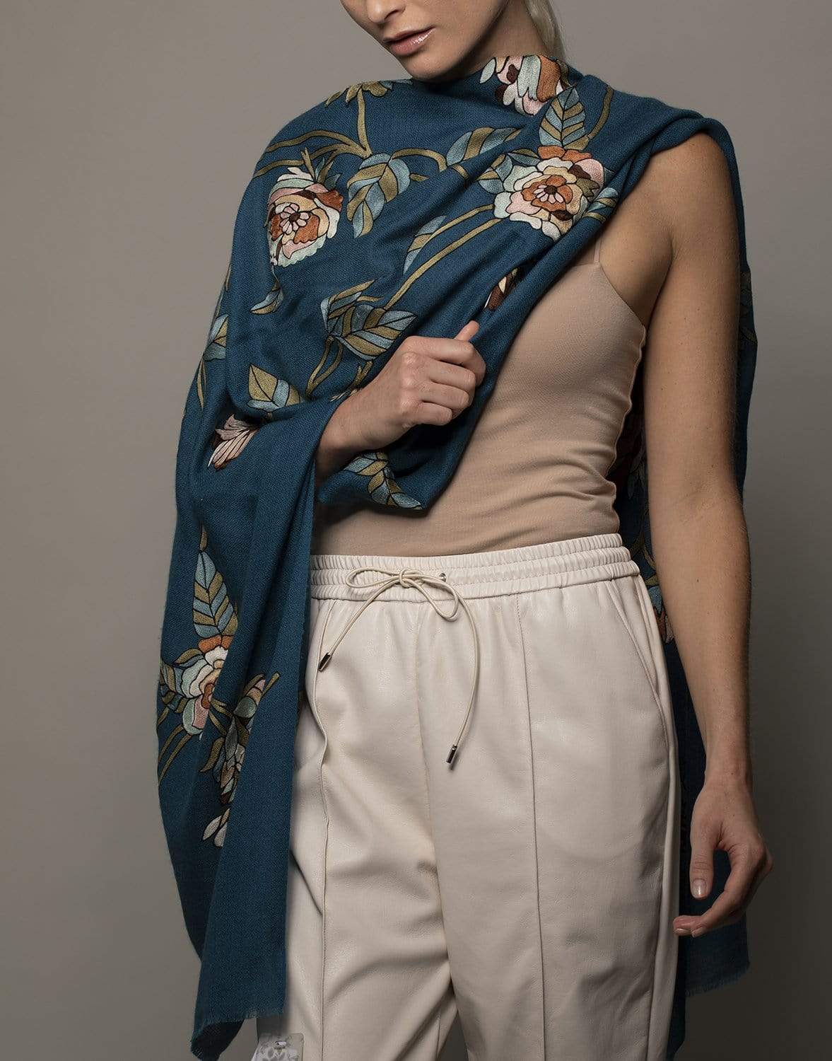 JANAVI INDIA-Aquatic Garden Scarf-BLUE