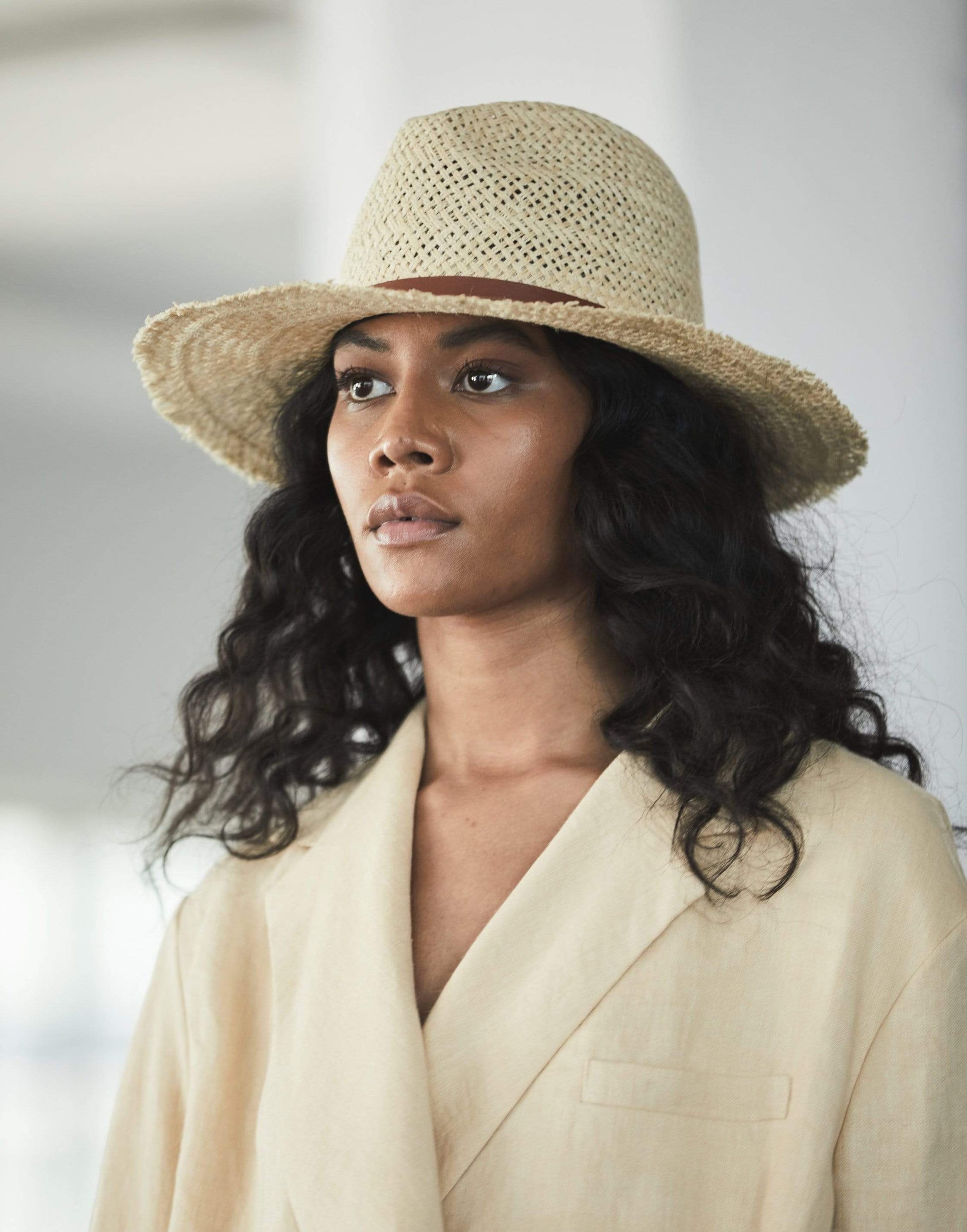 JANESSA LEONE-Natural Ivana Fedora-