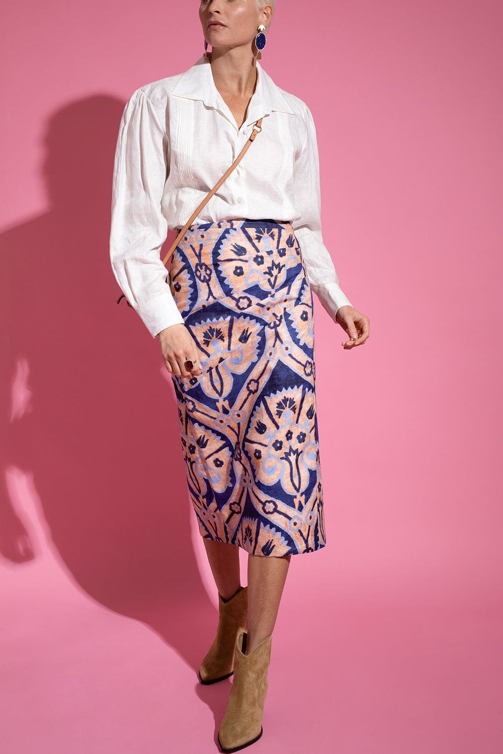 JOHANNA ORTIZ-Anhelos De Paz Guayabera Shirt-