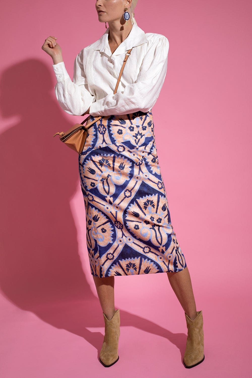 JOHANNA ORTIZ-Anhelos De Paz Guayabera Shirt-