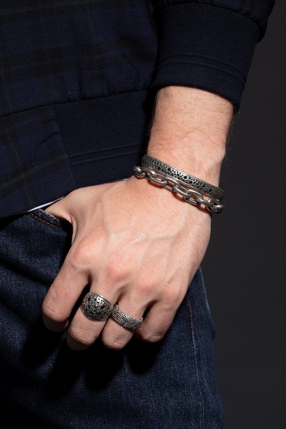 JOHN VARVATOS-Black Diamond Stardust Cuff-SILVER