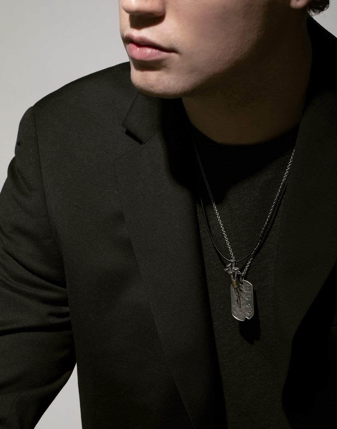 JOHN VARVATOS-Wrapped Nails Pendant Necklace-SILVER