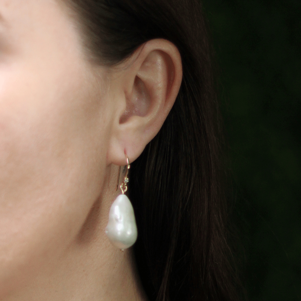 JORDAN ALEXANDER-White Pearl And Diamond Drop Earrings-YELLOW GOLD