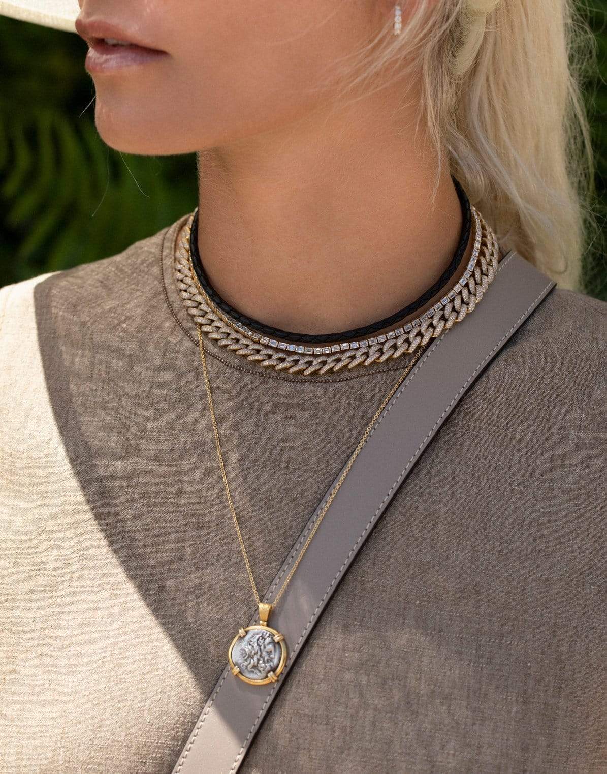 JORGE ADELER-Zeus Coin Pendant Necklace-YELLOW GOLD