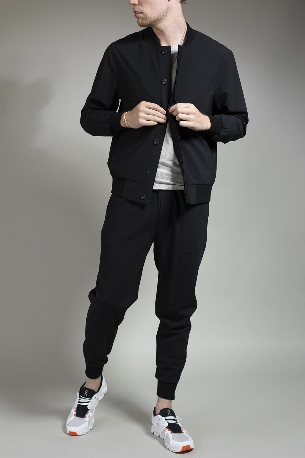 JUNE 79-Essential Pierre Button Blazer - Black-