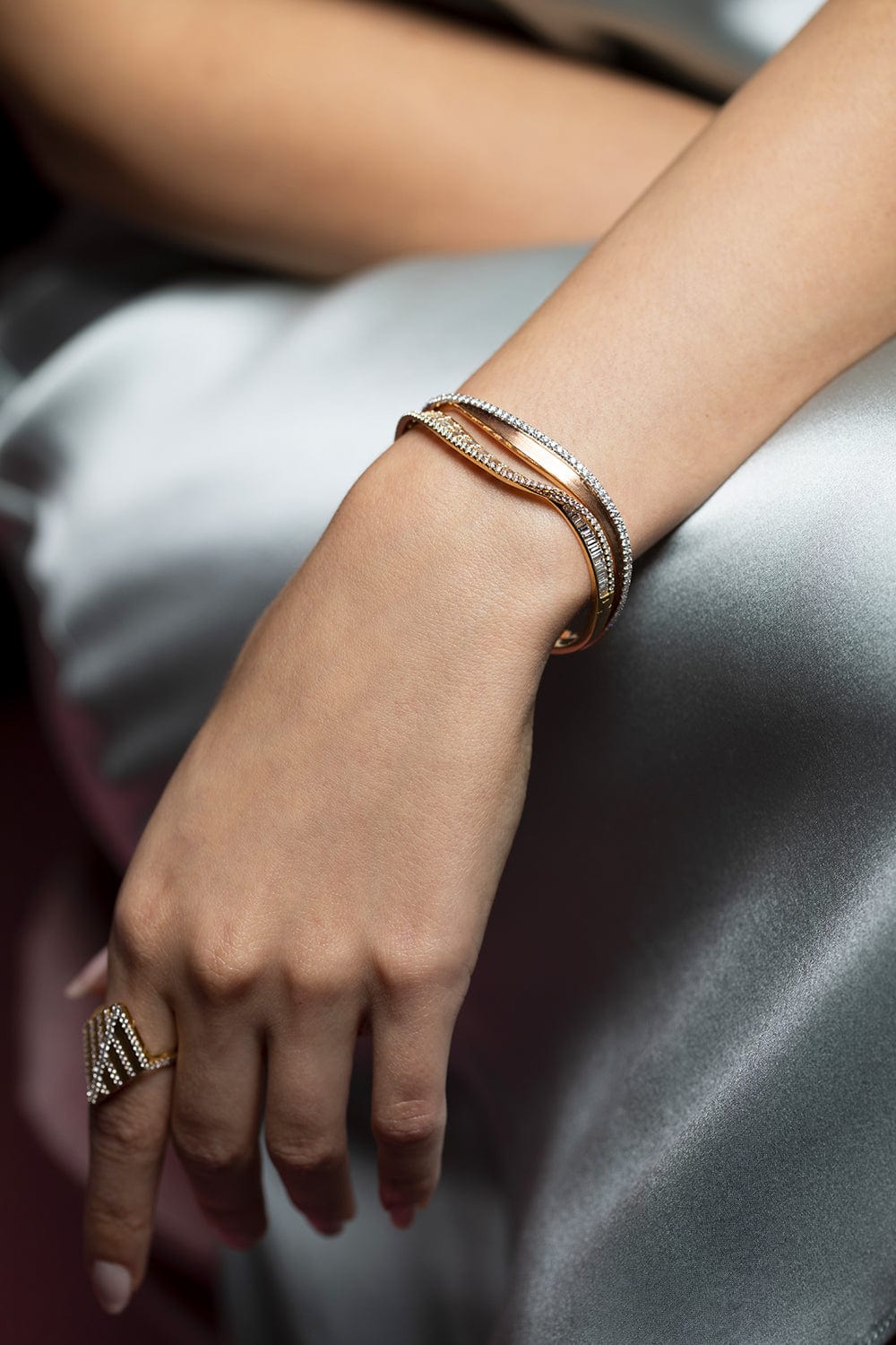KAVANT & SHARART-Diamond Talay Flow Wave Bangle-ROSE GOLD
